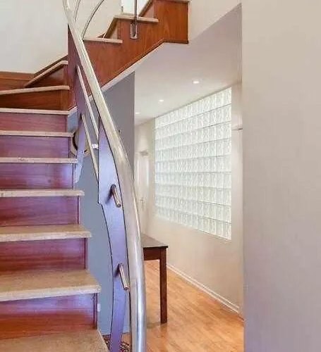 Sleep & Stay- Luxury Floor With Terrace Διαμέρισμα