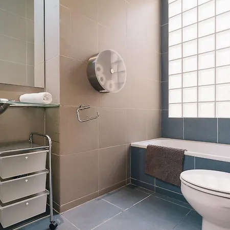 Sleep & Stay- Luxury Floor With Terrace Appartamento Girona